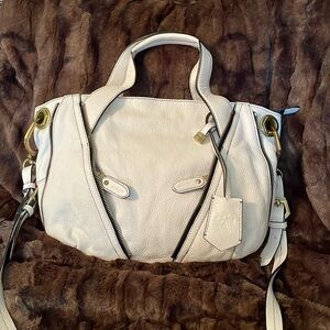 White leather orYANY crossbody bag